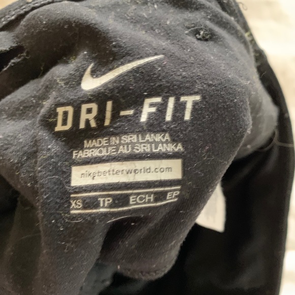 Too small - Picture 2 of 2